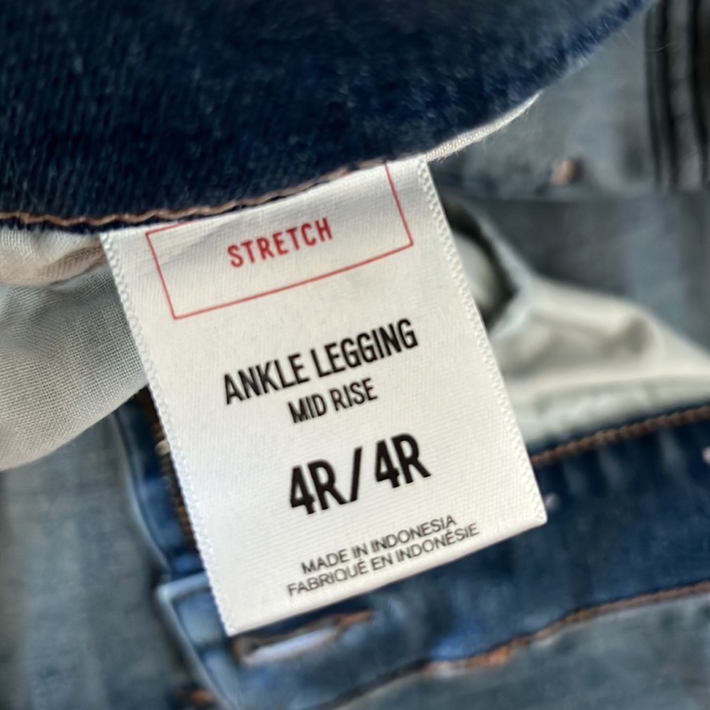 Express ankle stretch size 4 R - Picture 4 of 4
